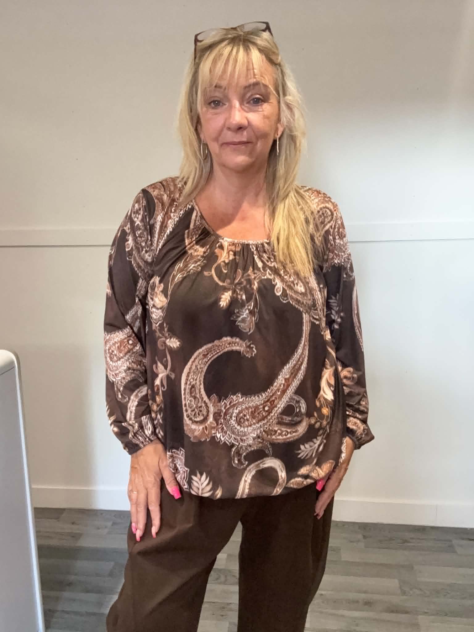 ARLA — Paisley Print Blouse