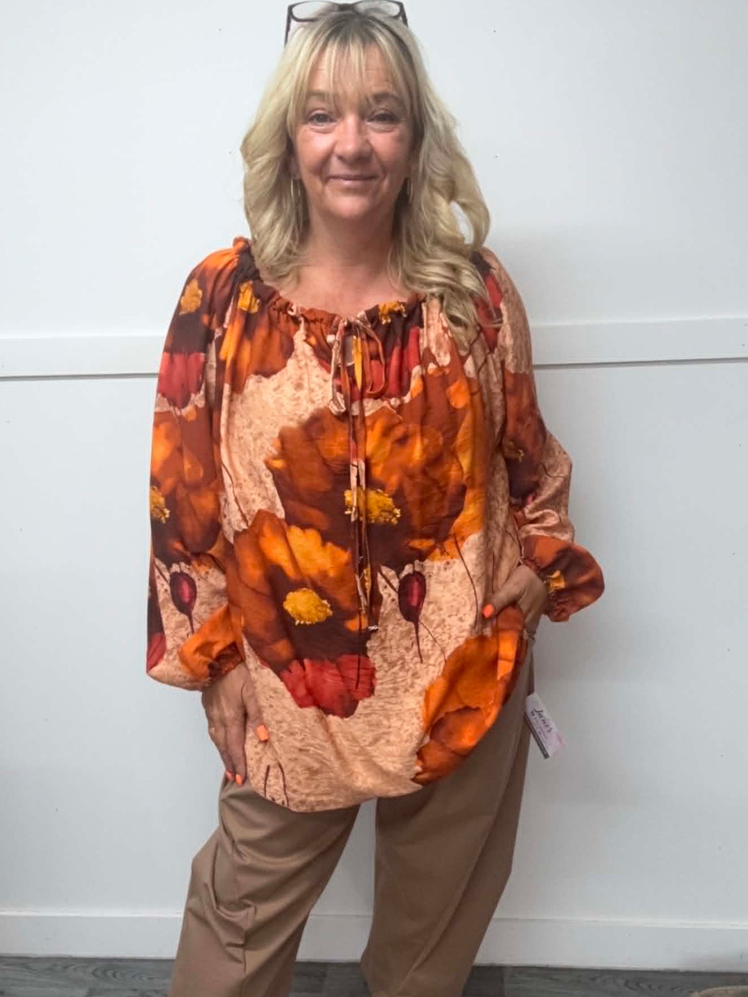 ELIZABETH — Floral Blouse